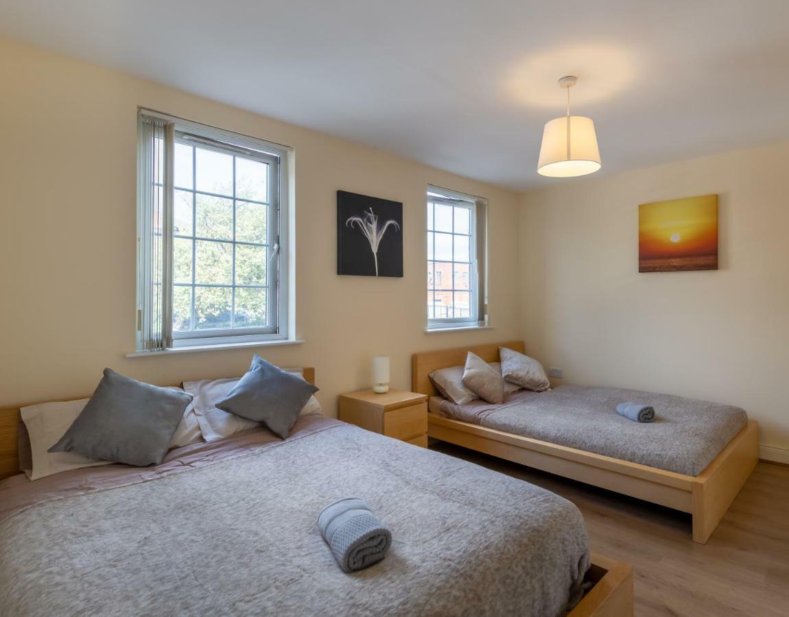 Newcastle City Centre Spacious Town House Free Parking And Wifi 外观 照片