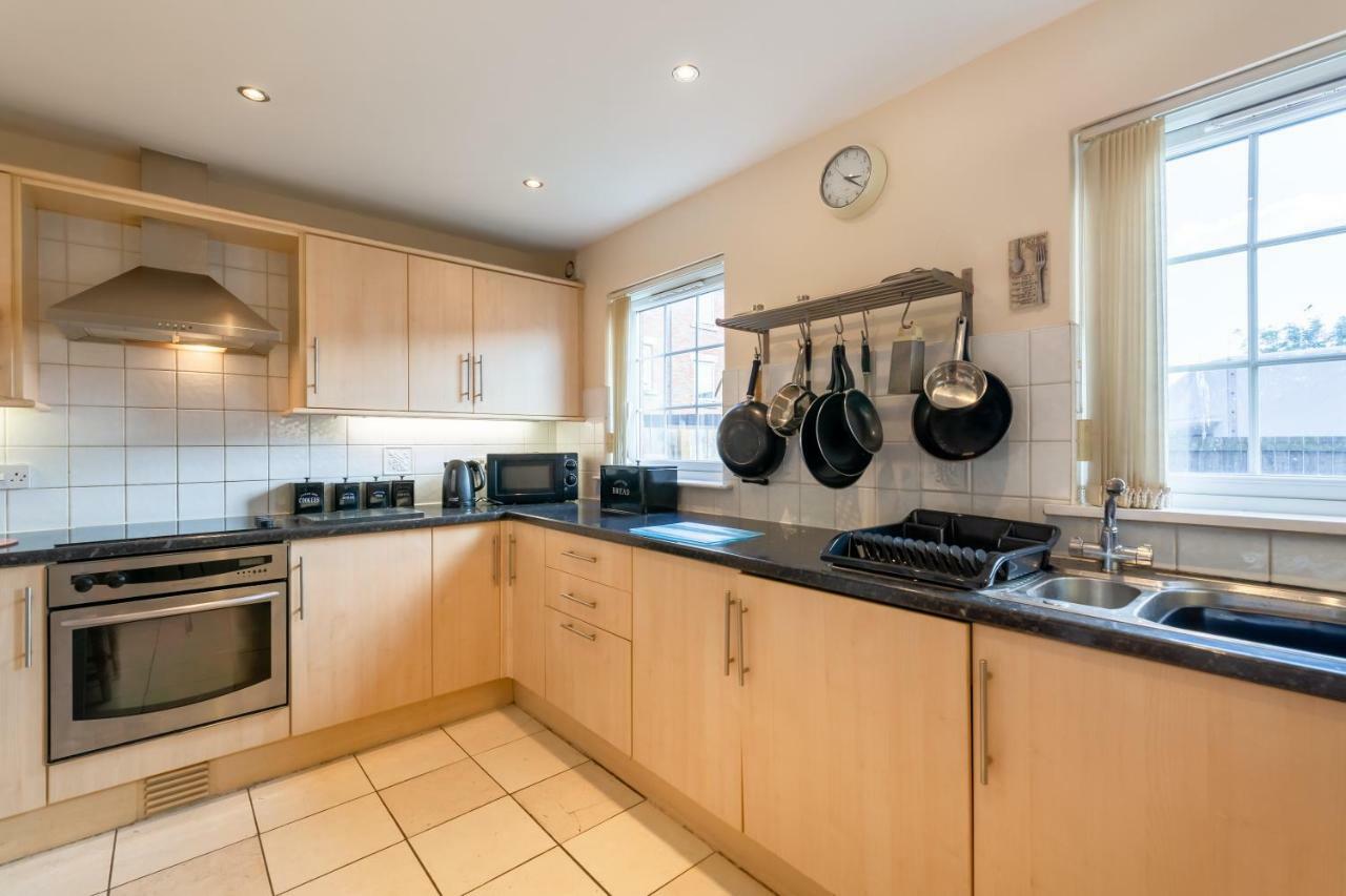 Newcastle City Centre Spacious Town House Free Parking And Wifi 外观 照片